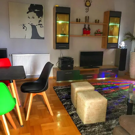 Apartment Near City Center