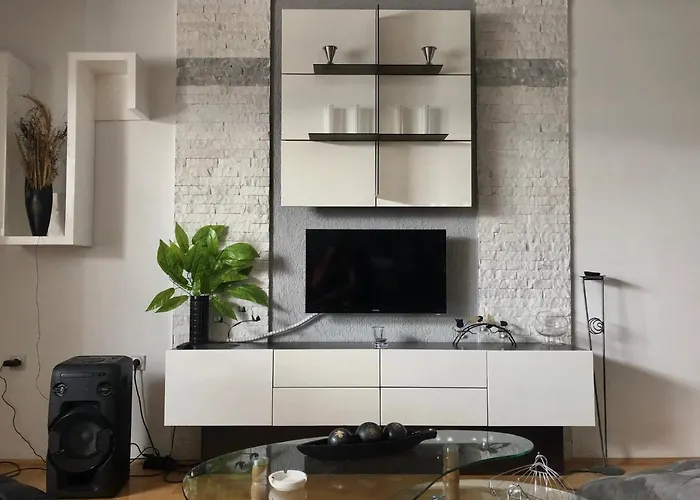 Lägenhet Near City Center *