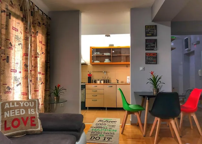 Lägenhet Near City Center Skopje